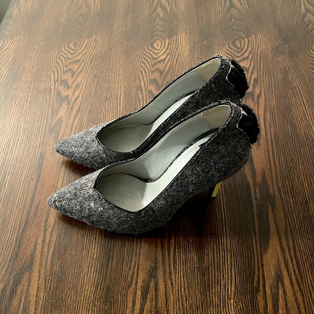 Msgm V Shape Pump - image 2